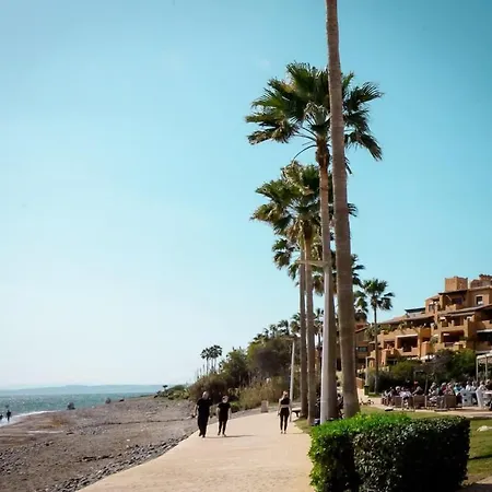 5 Stars Beachfront Paradise - Seaview, Always Heated Pool, Gym, Sauna! * Estepona